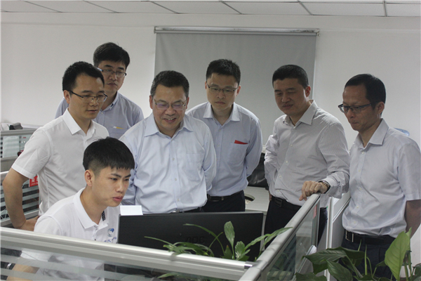 集團(tuán)公司總經(jīng)理詹小張一行到重慶中拓調(diào)研指導(dǎo)工作