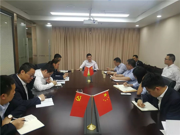 公司董事長袁仁軍一行到貴州中拓指導(dǎo)調(diào)研