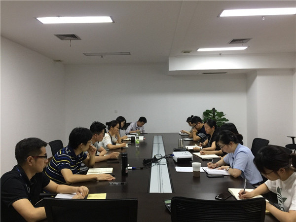 公司黨委委員潘潔講授“不忘初心、牢記使命”主題教育專題黨課:立足本職崗位，悟初心擔(dān)使命