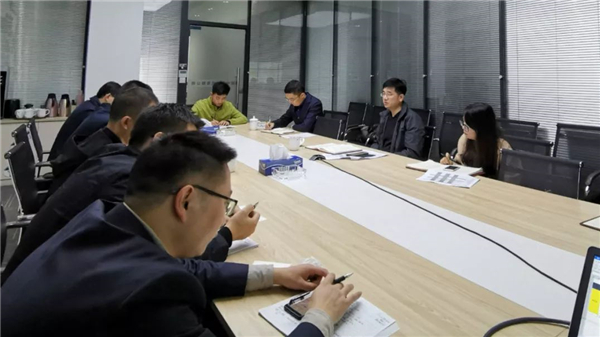 公司副總經(jīng)理梁靚一行赴重慶中拓考察交流