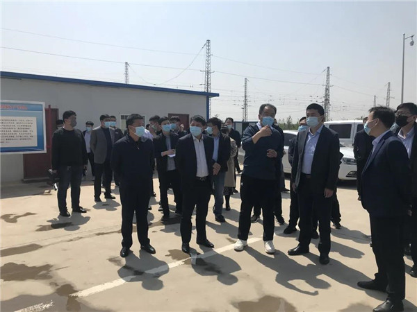 公司董事長袁仁軍一行赴河北、河南拜訪客戶