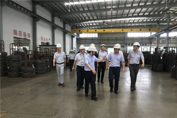 海鹽縣委副書(shū)記、政法委書(shū)記張華良一行到浙商中拓旗下中拓新材料公司調(diào)研指導(dǎo)