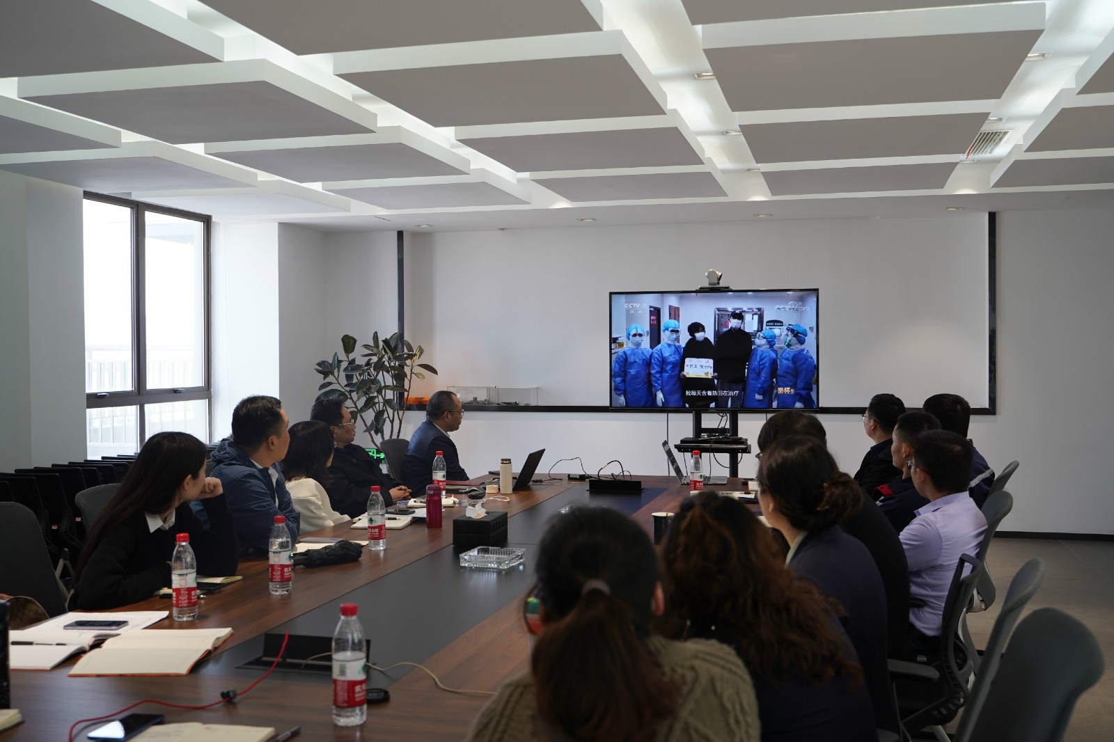 獻(xiàn)禮建黨百年 | 回溯精神根脈，感受涌動(dòng)初心——黨史課堂開(kāi)到生產(chǎn)一線