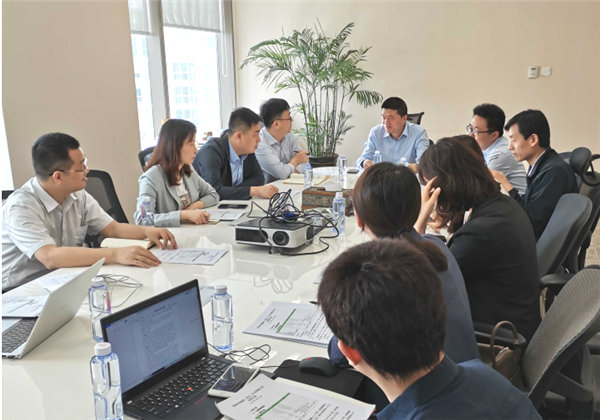 公司黨委書記、董事長(zhǎng)袁仁軍到中拓建邦調(diào)研指導(dǎo)工作