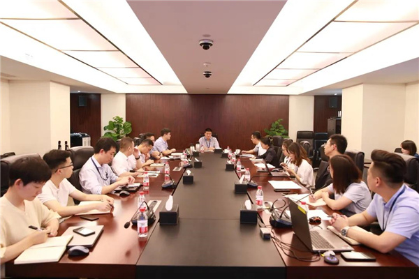 公司黨委書記、董事長袁仁軍調研交安設施部