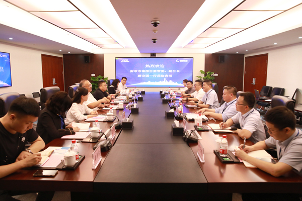 南京市秦淮區(qū)委常委、副區(qū)長顧安國一行到訪我司