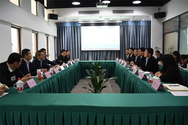 公司黨委書記、董事長袁仁軍一行赴四川中拓、重慶中拓調(diào)研