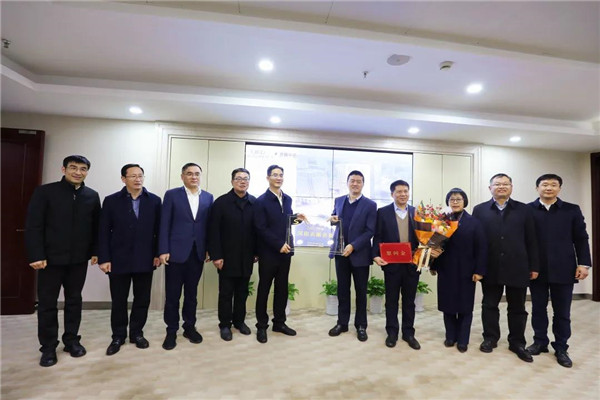 新春開門紅 公司榮獲蕭山區(qū)2021年度“突出貢獻企業(yè)”榮譽