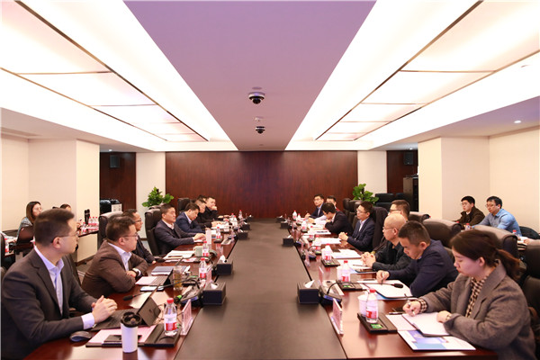 海螺水泥總經(jīng)理助理、蕪湖海螺貿(mào)易董事長虞水一行到訪我司