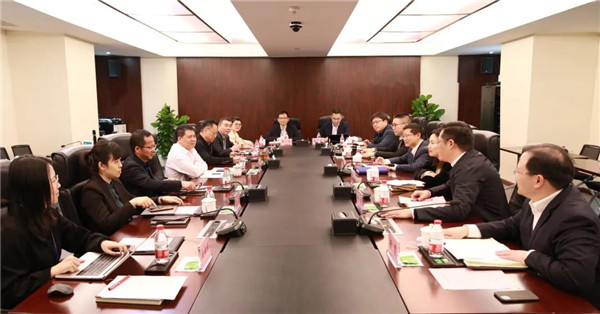 浙江商業(yè)集團(tuán)黨委副書記、總經(jīng)理鄧大慶一行到訪我司