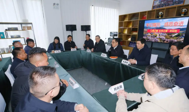 省交通集團黨委書記、董事長高浩孟赴四川開展東西部協(xié)作走訪慰問