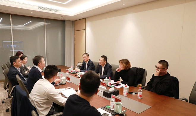 拓維冶金總裁、拓維集團(tuán)中國(guó)區(qū)總經(jīng)理劉珂到訪(fǎng)我司