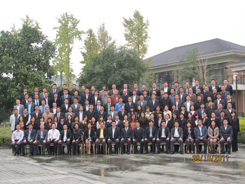 公司參加浙江物產(chǎn)國際2011—2013年工作務(wù)虛會(huì)