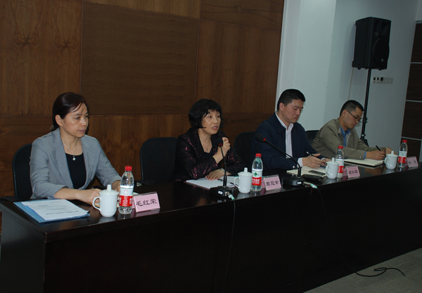 浙江物產(chǎn)集團(tuán)總經(jīng)理周冠女到我司考察指導(dǎo)