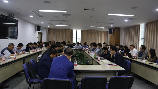 公司分板塊召開經(jīng)營形勢分析專題會議