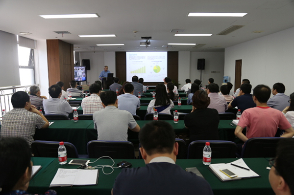 公司舉辦二季度黨委中心組（擴大）學(xué)習(xí)會暨“中拓電商訓(xùn)練營”專題培訓(xùn)