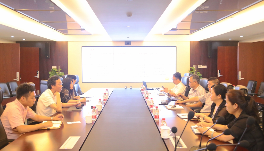 川山甲供應(yīng)鏈許建華董事長一行到訪我司