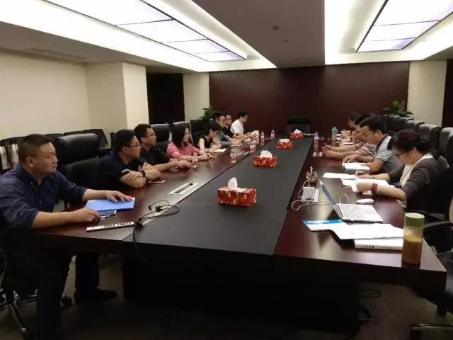 家風(fēng)純正，雨潤萬物 —— 第二黨支部開展“好家風(fēng)、好家訓(xùn)”思想交流會(huì)